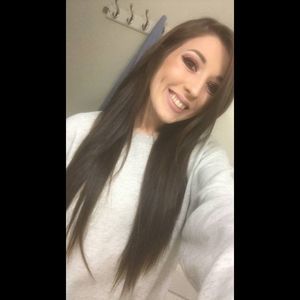 Meet your Posher, Alexis